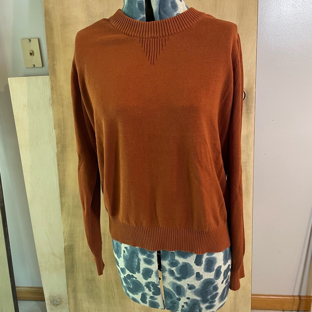 Wear Pact Women's Rust Crewneck Sweater size Large,